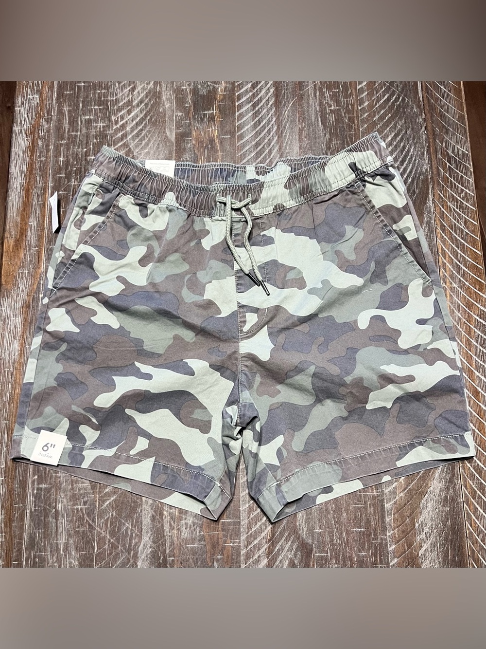 No Boundaries Men's Camo Drawstring Athletic Shorts NWT Sz M (32-34)